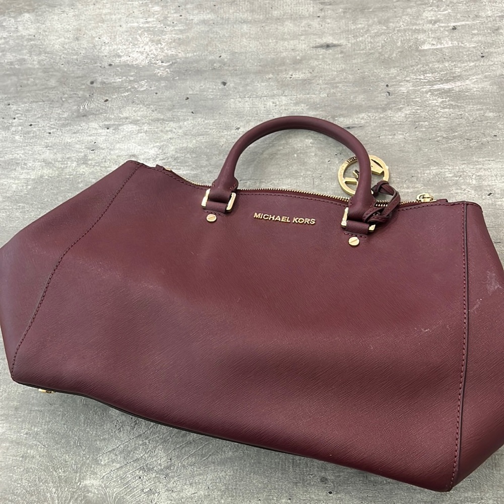 MK purse